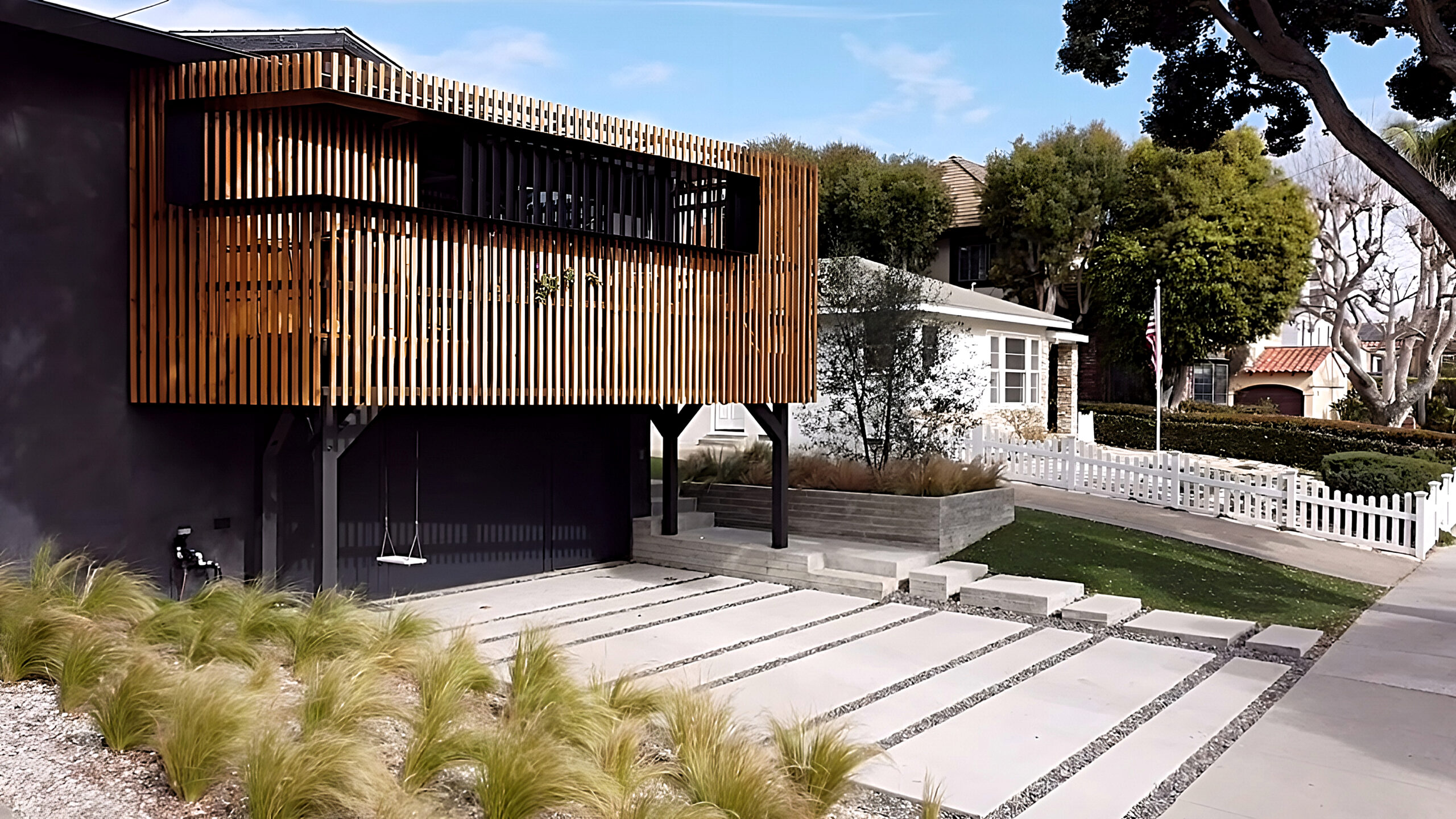 alloi-architecture-seaside-home-neutral-front patio-front facade-new facade-wood screen-home addition-landscape design-hardscape design-front yard design-el segundo-beach house-modern patio