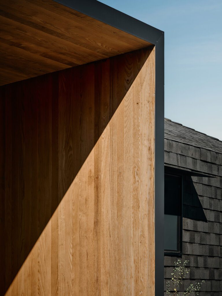 alloi-architecture-construction-syntax-hillside-house-lr-02-entry-wood-detail