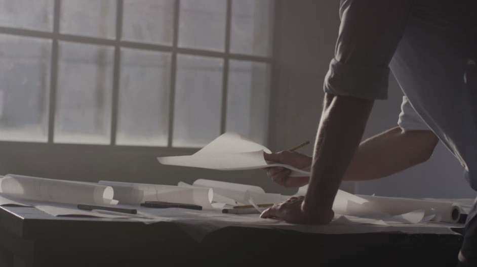 alloi-architect-in-studio-paper-drop